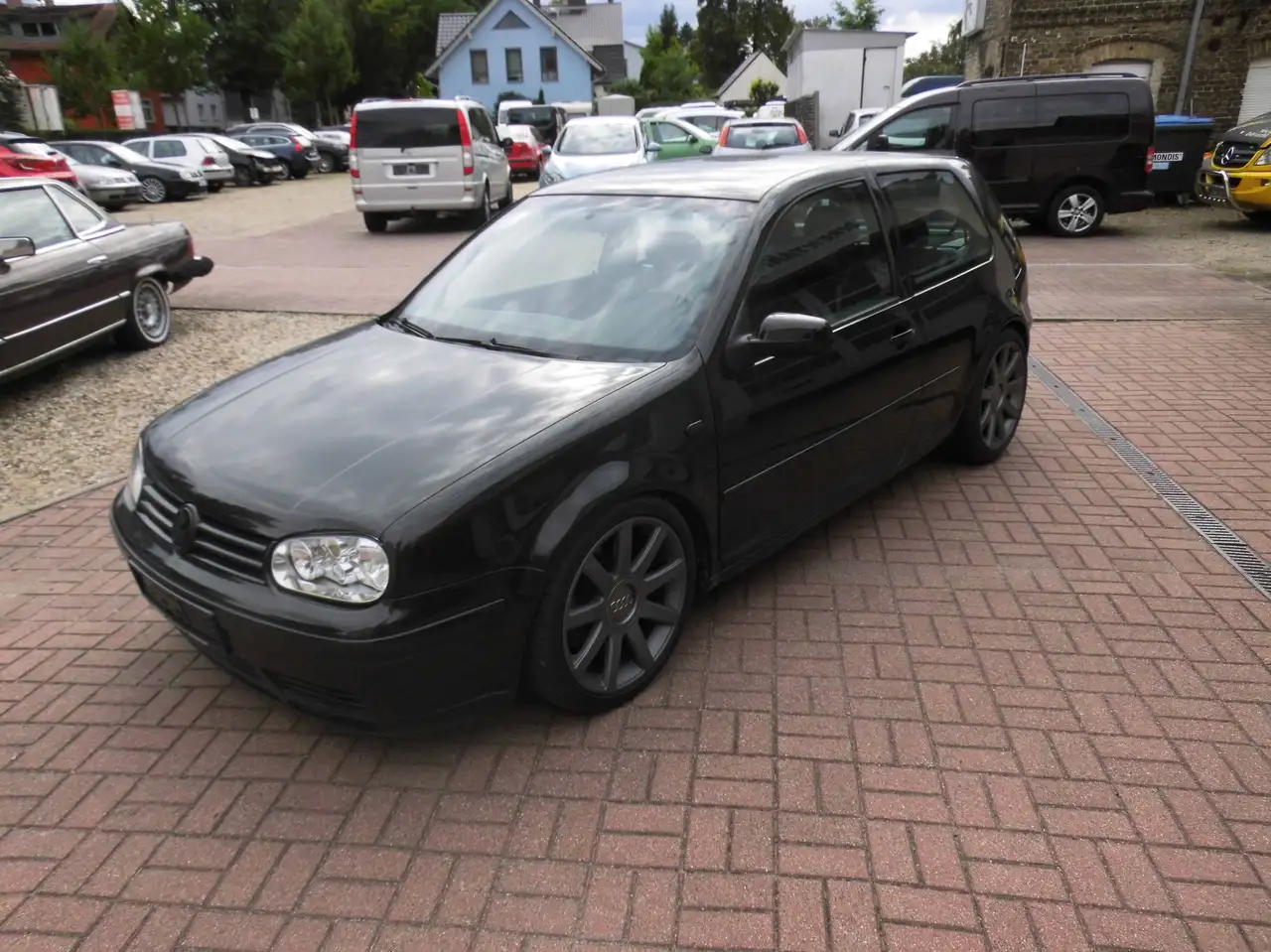 Volkswagen Golf GTI Business Edition, foto 1