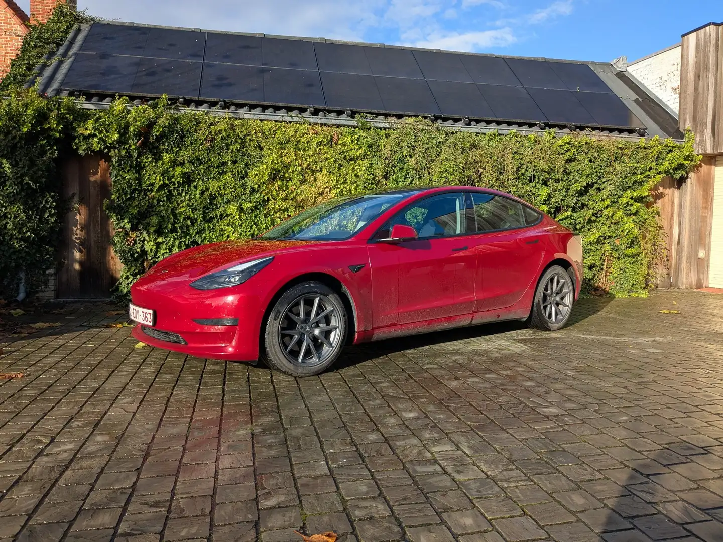 Tesla Model 3 Standard range 60kwh - 1