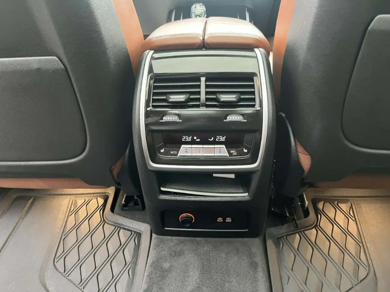 BMW X7 снимка BMW X7