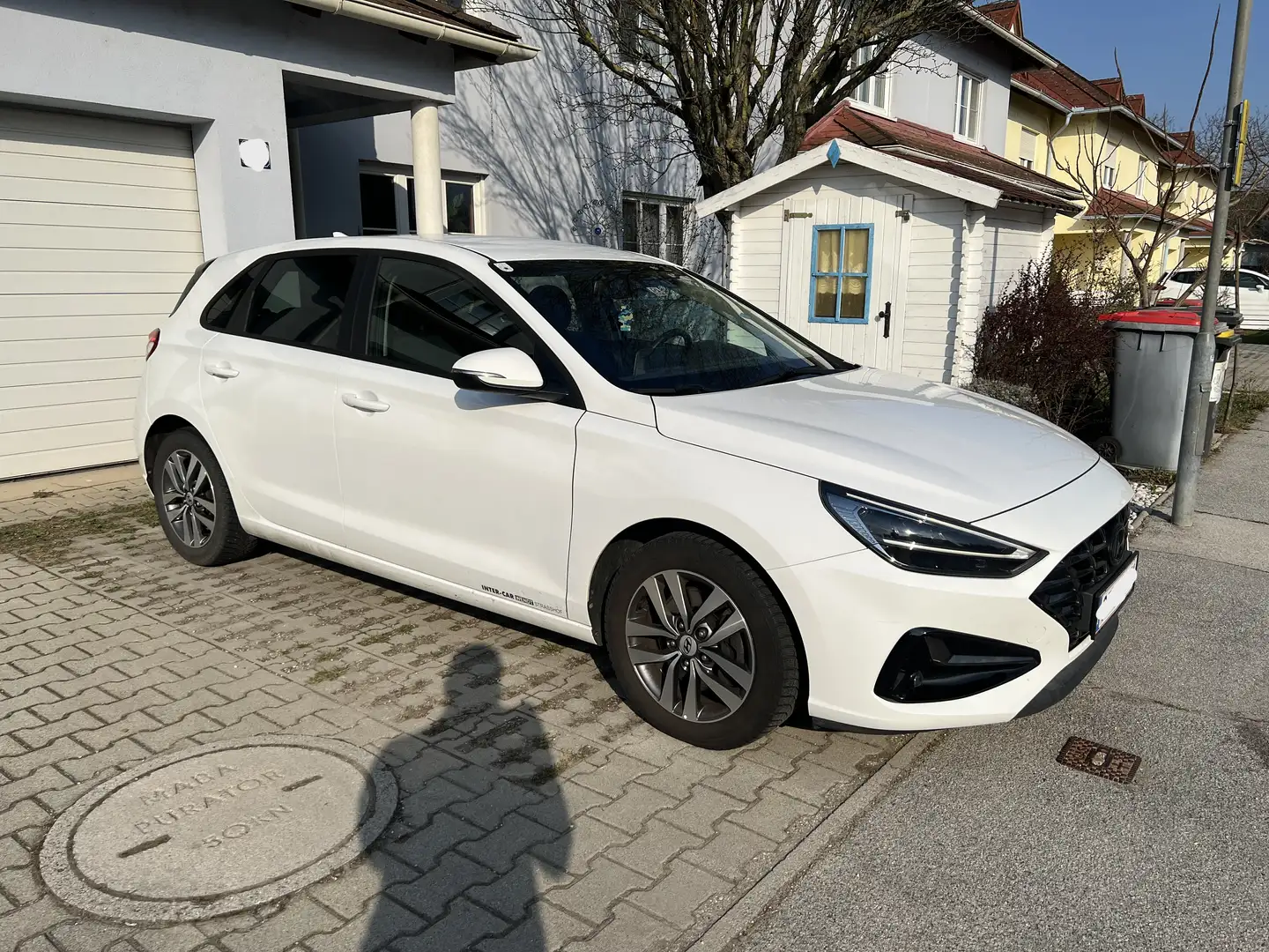 Hyundai i30 i30 1,0 T-GDI i-Line Plus i-Line Plus Weiß - 2