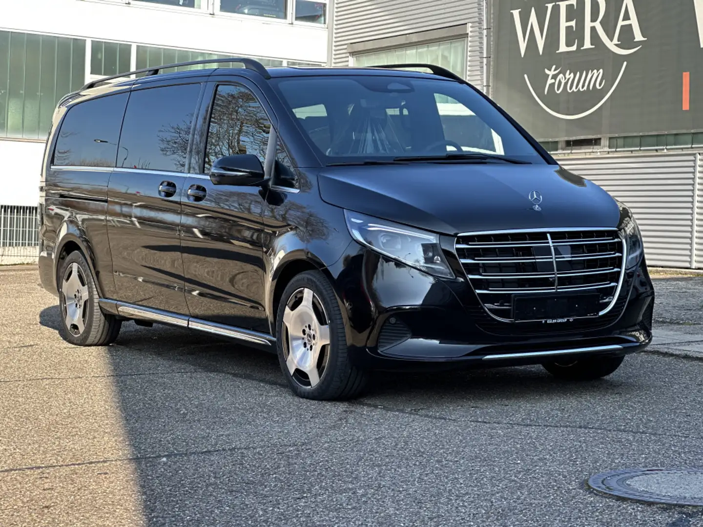 Mercedes-Benz V 300 d 4MATIC EXCLUSIVE Extralang*AIRMATIC*Lux Zwart - 2