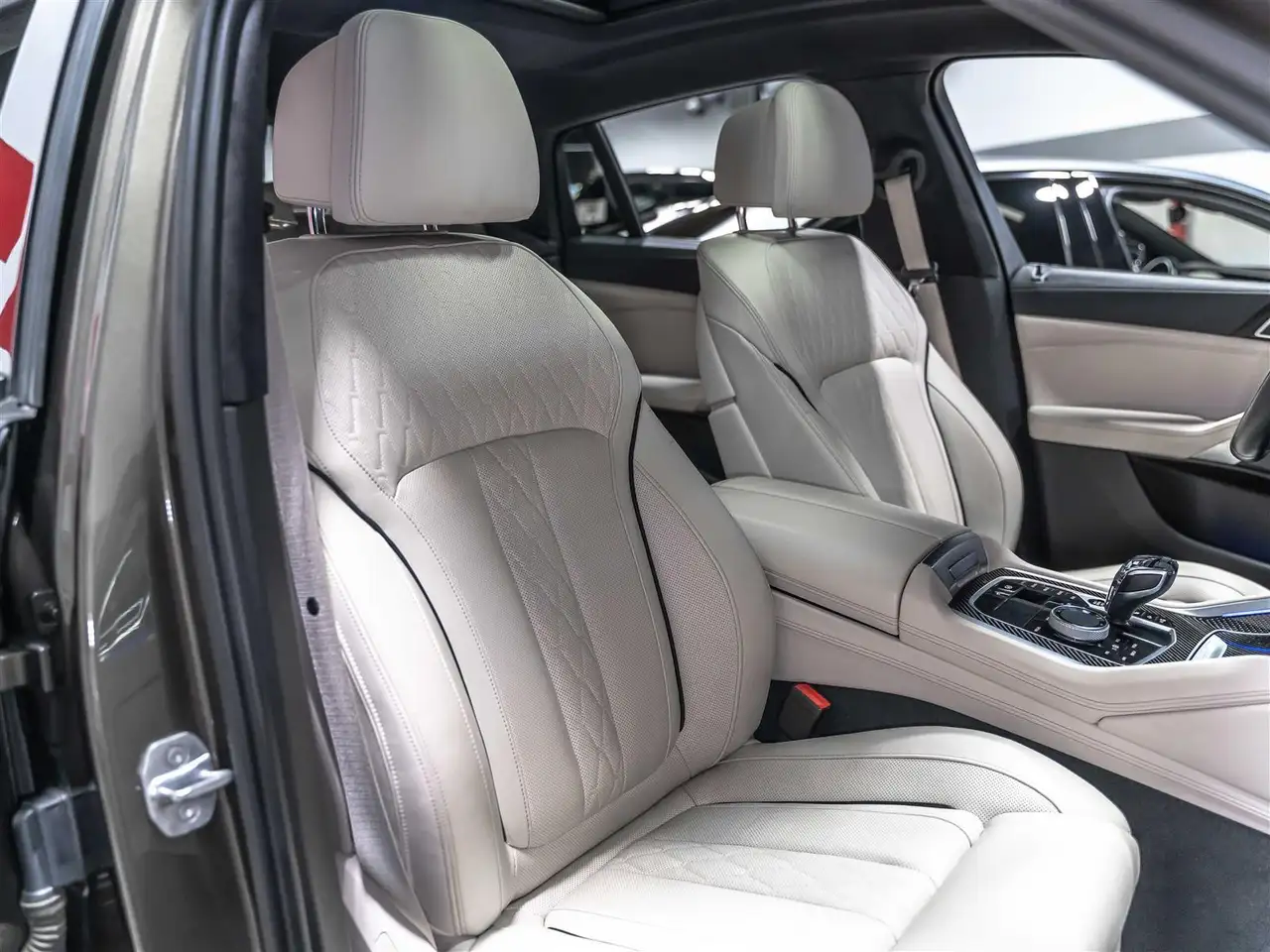 BMW X6 снимка BMW X6