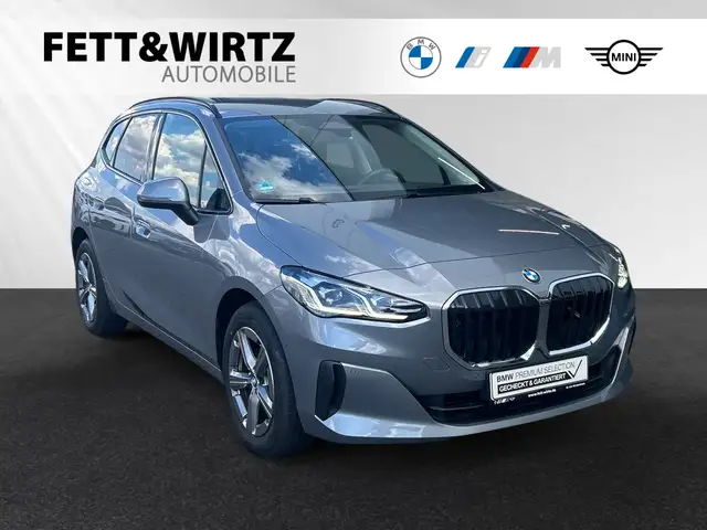 BMW 220