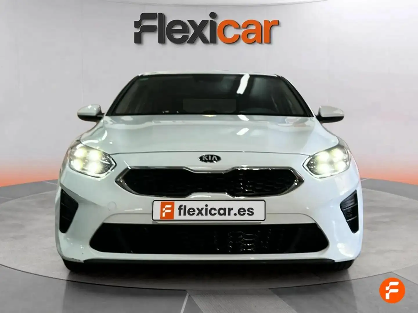 Kia Ceed / cee'd 1.6 CRDI Launch Edition 115 Amarillo - 2