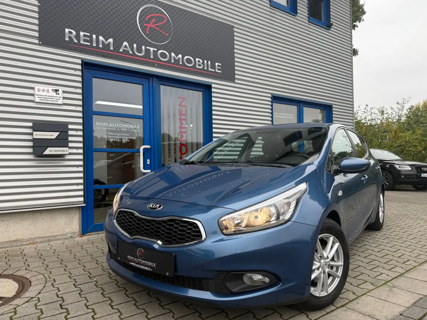 Kia Ceed / cee'd Attract 1.4 *KLIMA*RADIO*ALU*ZV FUNK* Blau - 1