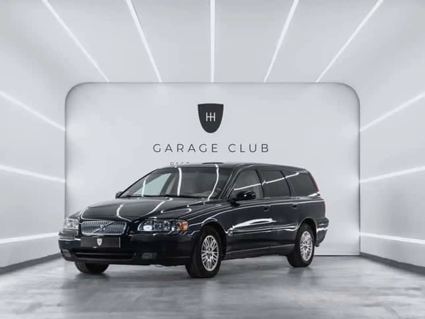 Volvo V70 2.4 Kinetic - 1