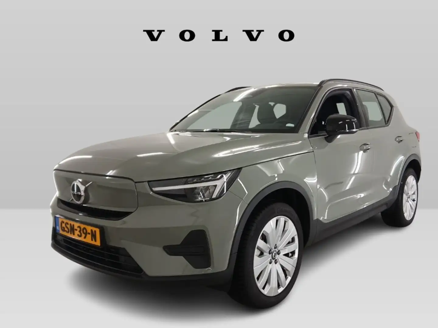 Volvo EX40 Single Motor Extended Range Core 82 kWh Climate Pa Зелёный - 1