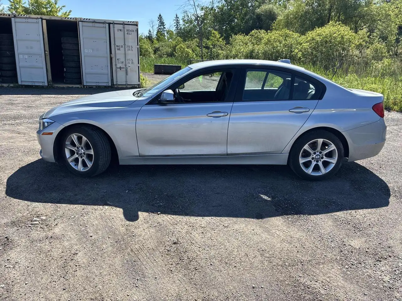 BMW 3 Series снимка BMW 3 Series