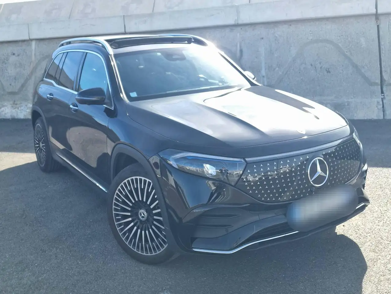 Mercedes-Benz EQB 250