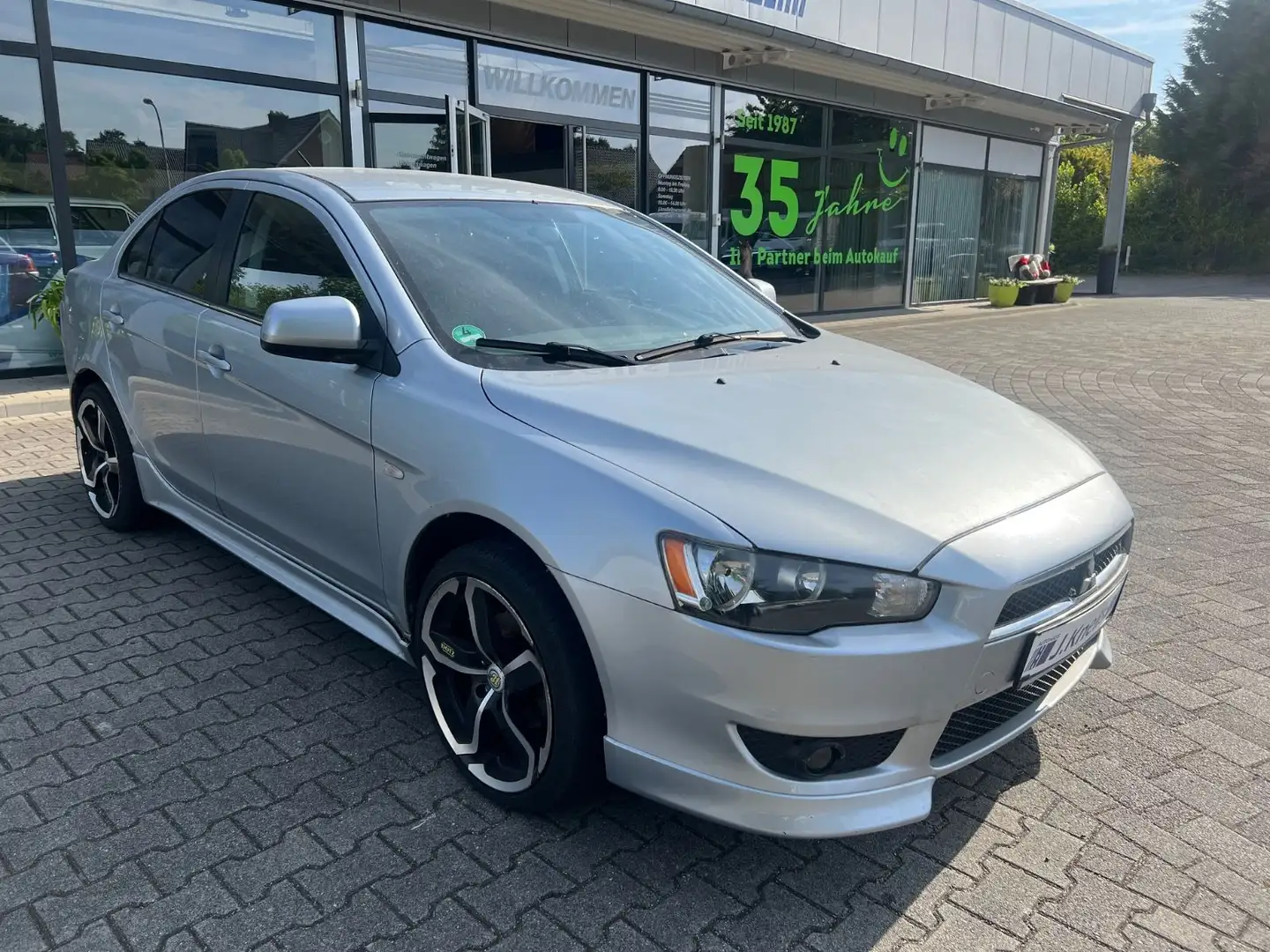 Mitsubishi Lancer Invite/Orig.175100km/AHK/MOTORPROBLEME Zilver - 2