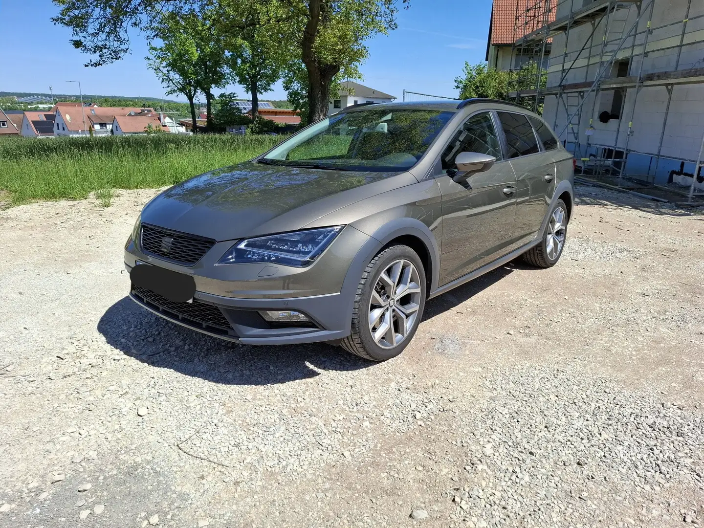 SEAT Leon ST 1.8 TSI Start&Stop 4Drive DSG X-Perience Braun - 1