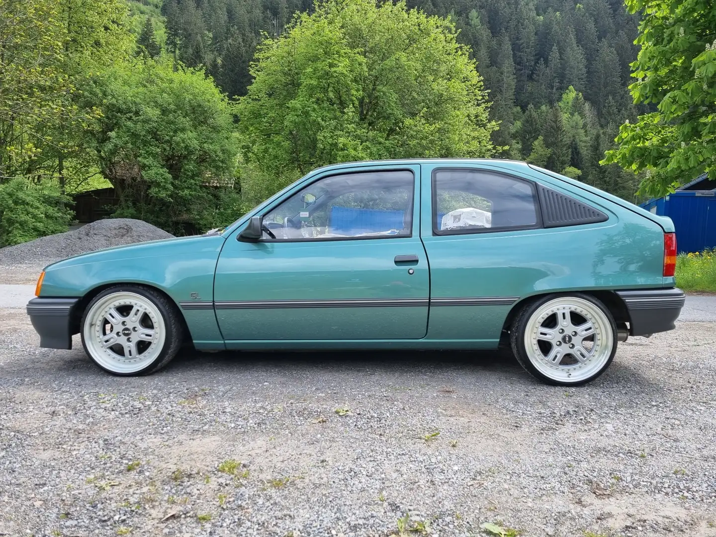 Opel Kadett E GL 1,3 i Grün - 2