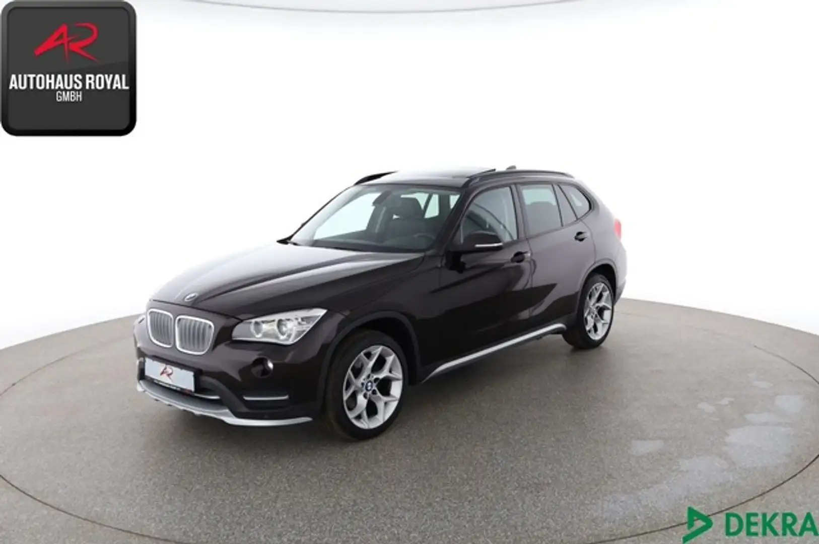 BMW X1 xDrive20i X LINE NAVI,PANO,METALLIC,BI-XENON Brązowy - 1