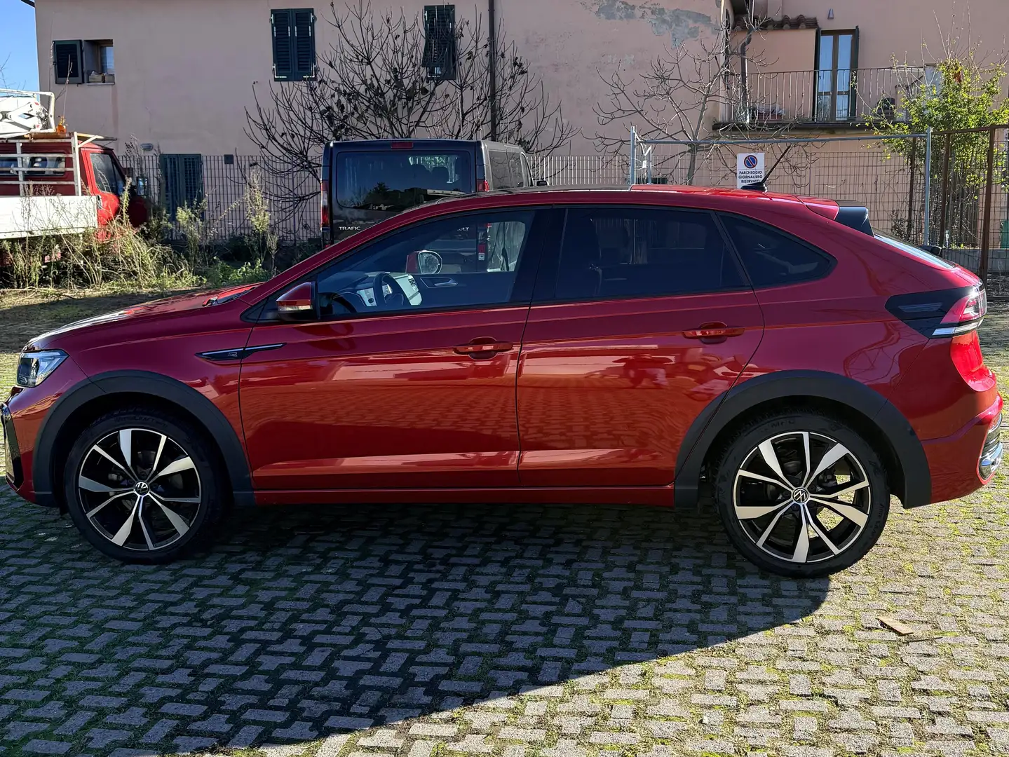 Volkswagen Taigo Taigo 1.0 tsi R-Line 110cv dsg Zwart - 2