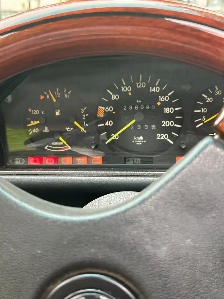 Mercedes-Benz 230 CE, foto 8