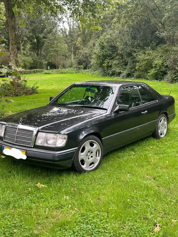Mercedes-Benz 230 CE, foto 2