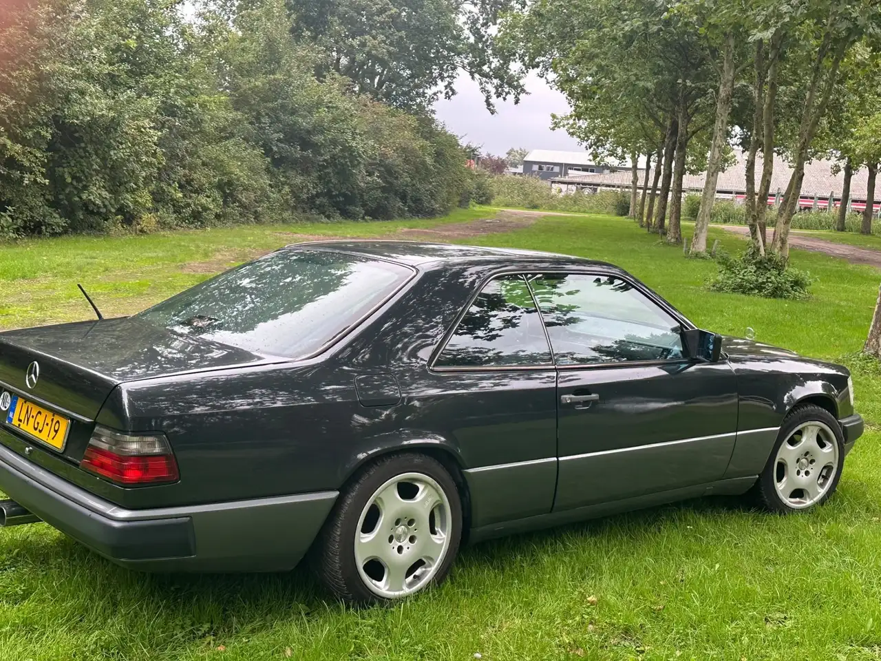 Mercedes-Benz 230 CE, foto 5