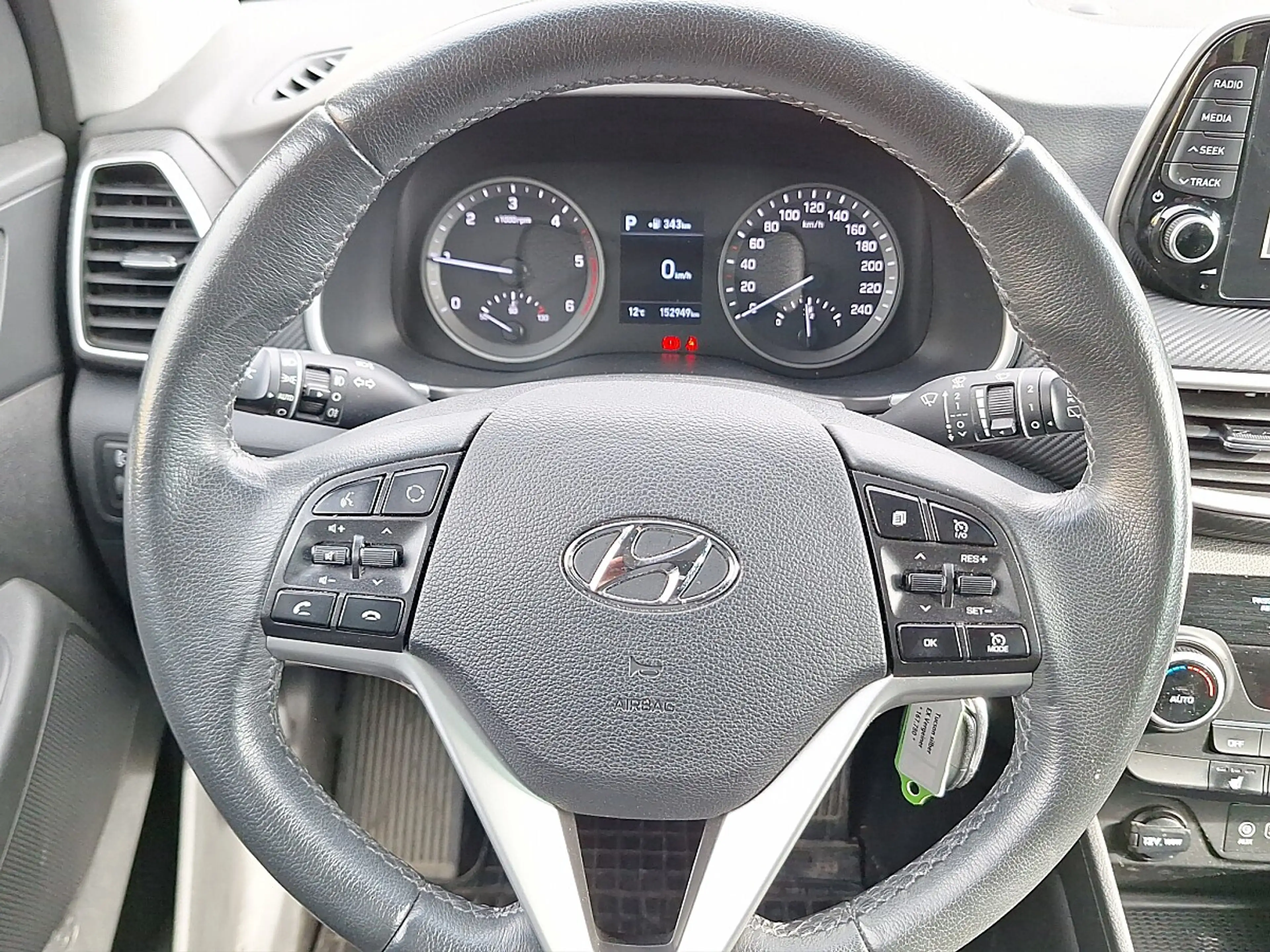 Hyundai TUCSON Tucson 1,6 CRDI 4WD Level 3 DCT Aut. — photo 10