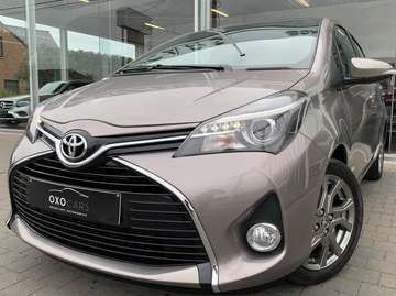 1.33i VVT-i LOUNGE 99CV / Boite Auto / Toit Pano / FULL OPTIONS / Gps / Camera / KeyLess / GARANTIE