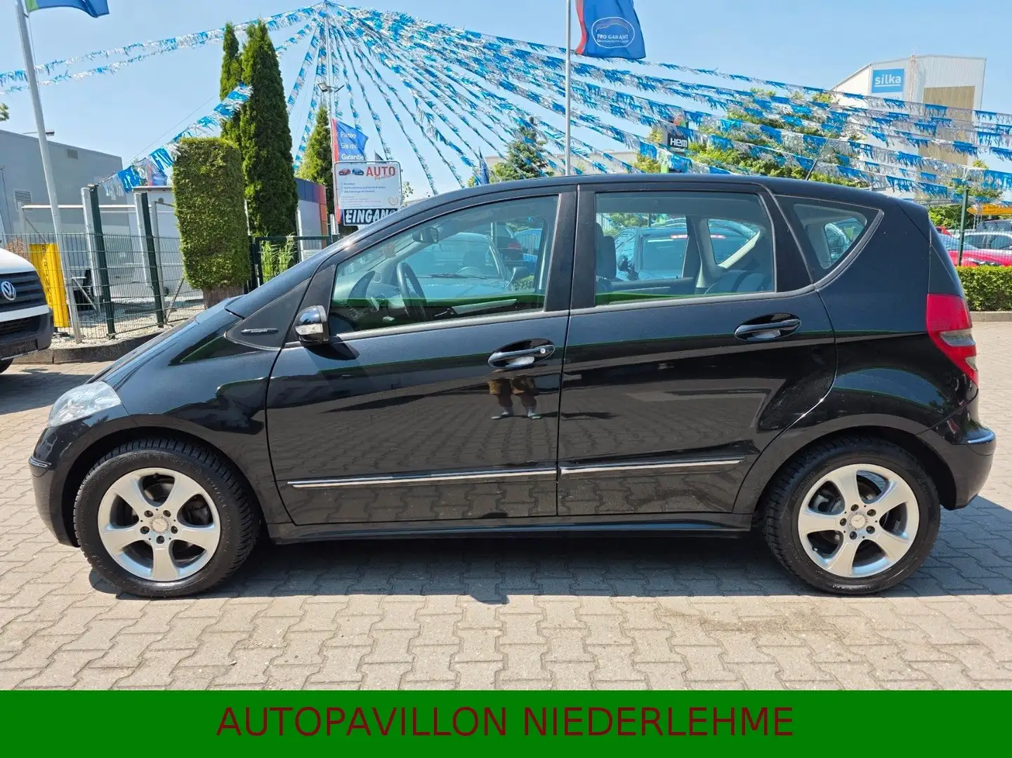 Mercedes-Benz A 150 AVANTGARDE*Navi*Klima*Alu*Allwetter*IsoFix Schwarz - 1