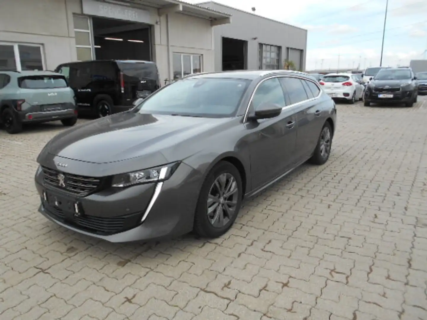 Peugeot 508 1,5 BlueHDi 130 EAT8 S&S Active Aut. Grau - 1