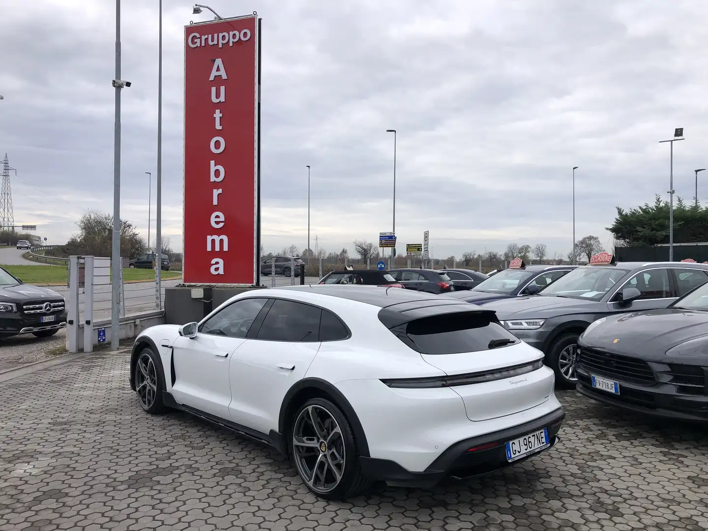 Porsche Taycan Taycan Cross Turismo Cross Turismo 4 White - 2