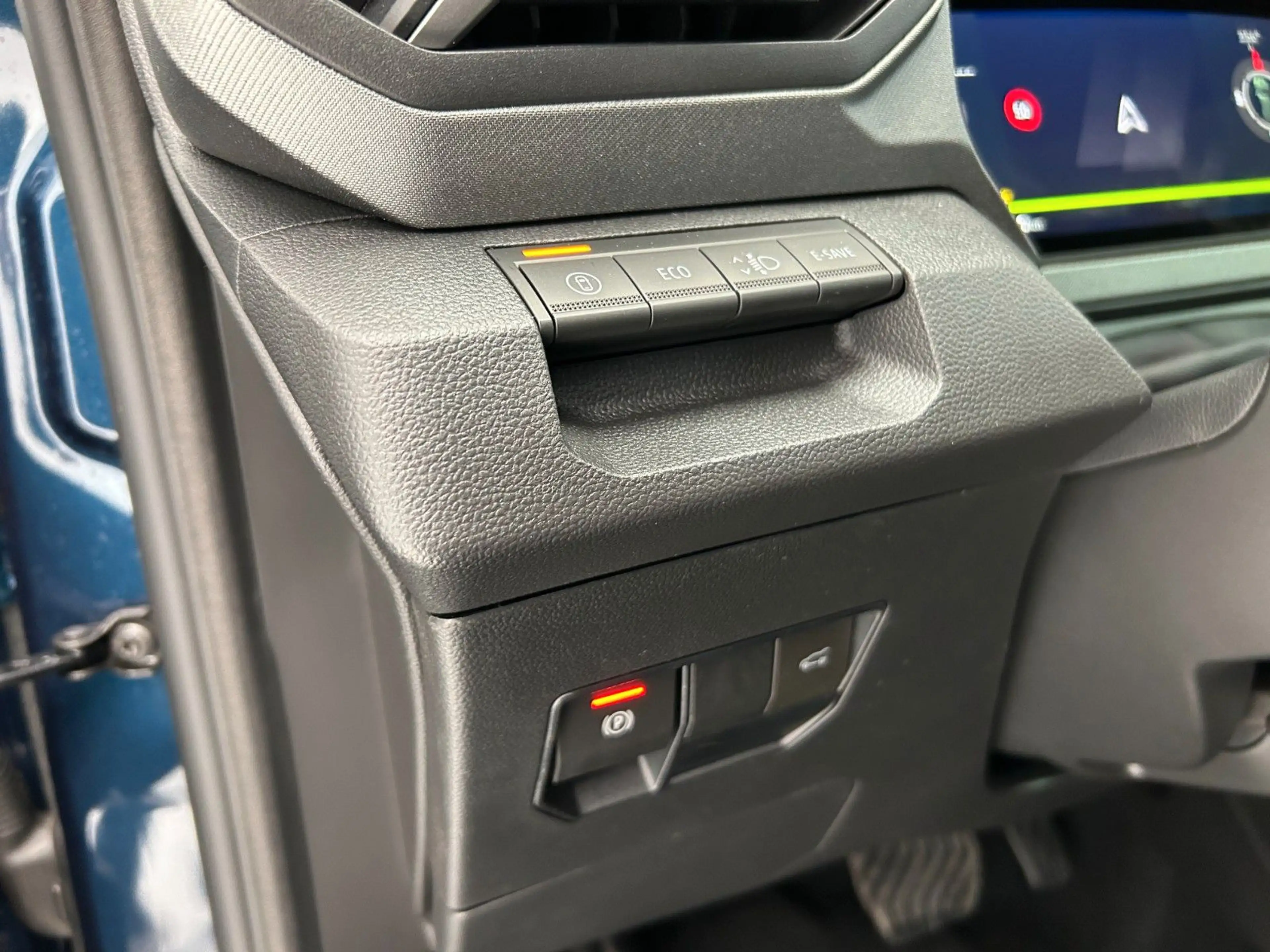 Dacia Bigster Hybrid 155  Journey Winter-Plus Panorama — photo 6