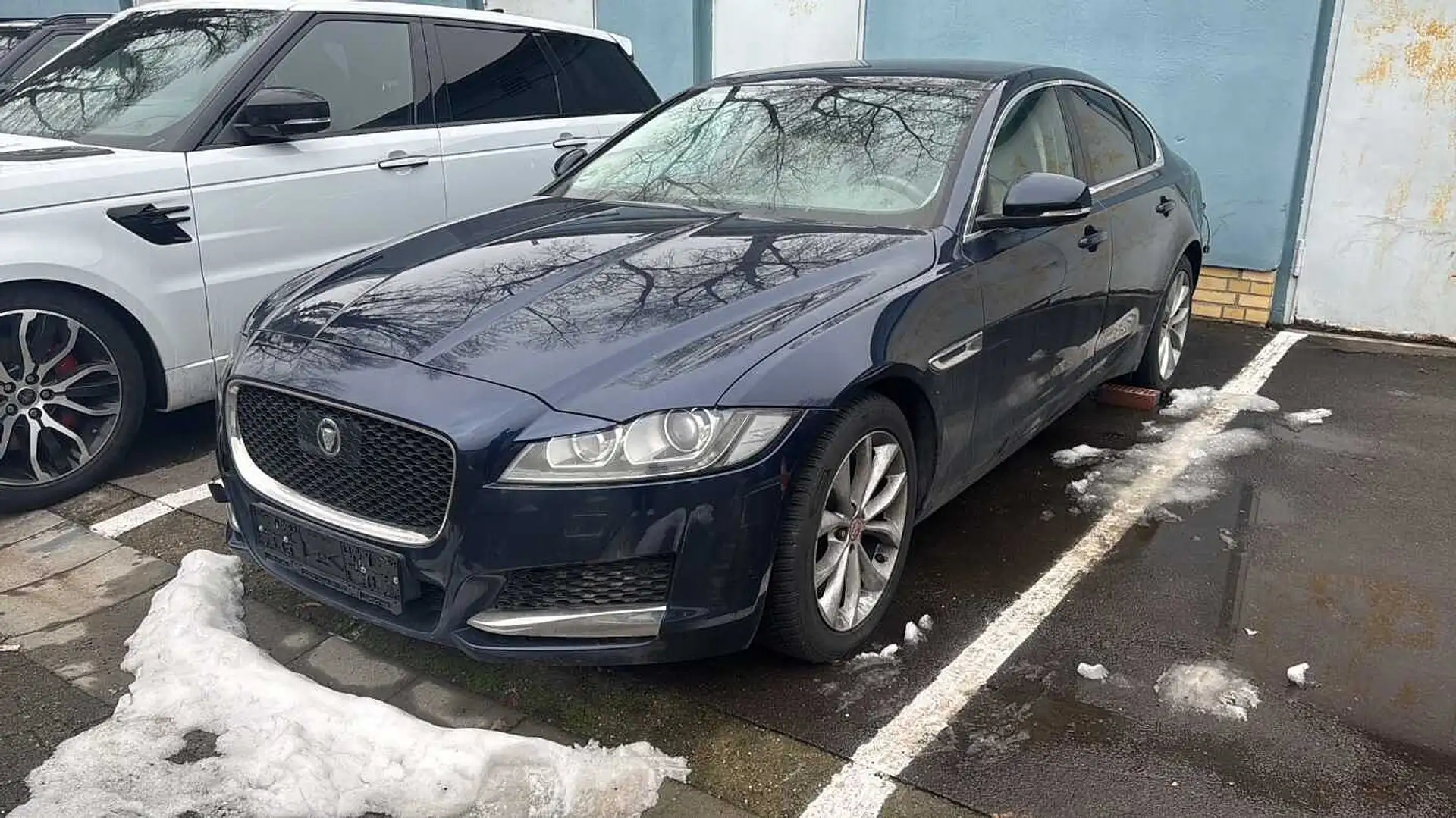 Jaguar XF Diesel 30d Aut. Prestige Bleu - 1