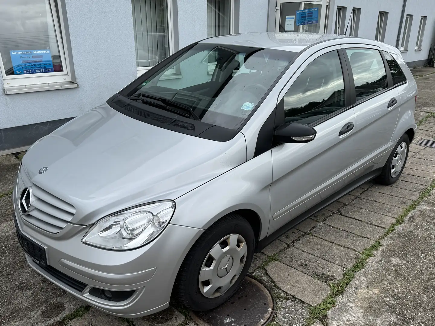 Mercedes-Benz B 170 B 170 (245.232)Automatik, AHK Silber - 1