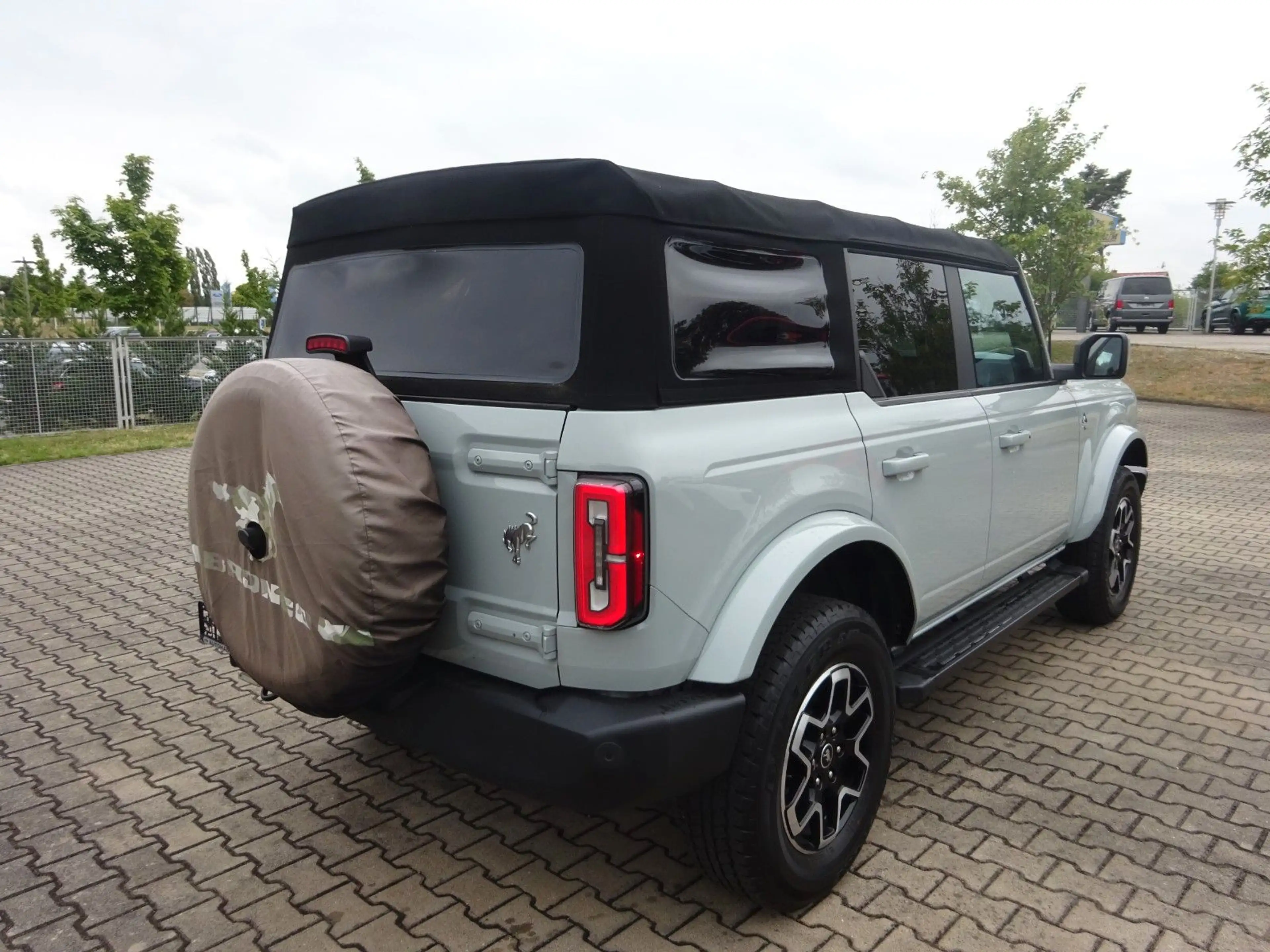 Ford Bronco 275PS Autm. Outer Banks Cabrio 4x4 — photo 8