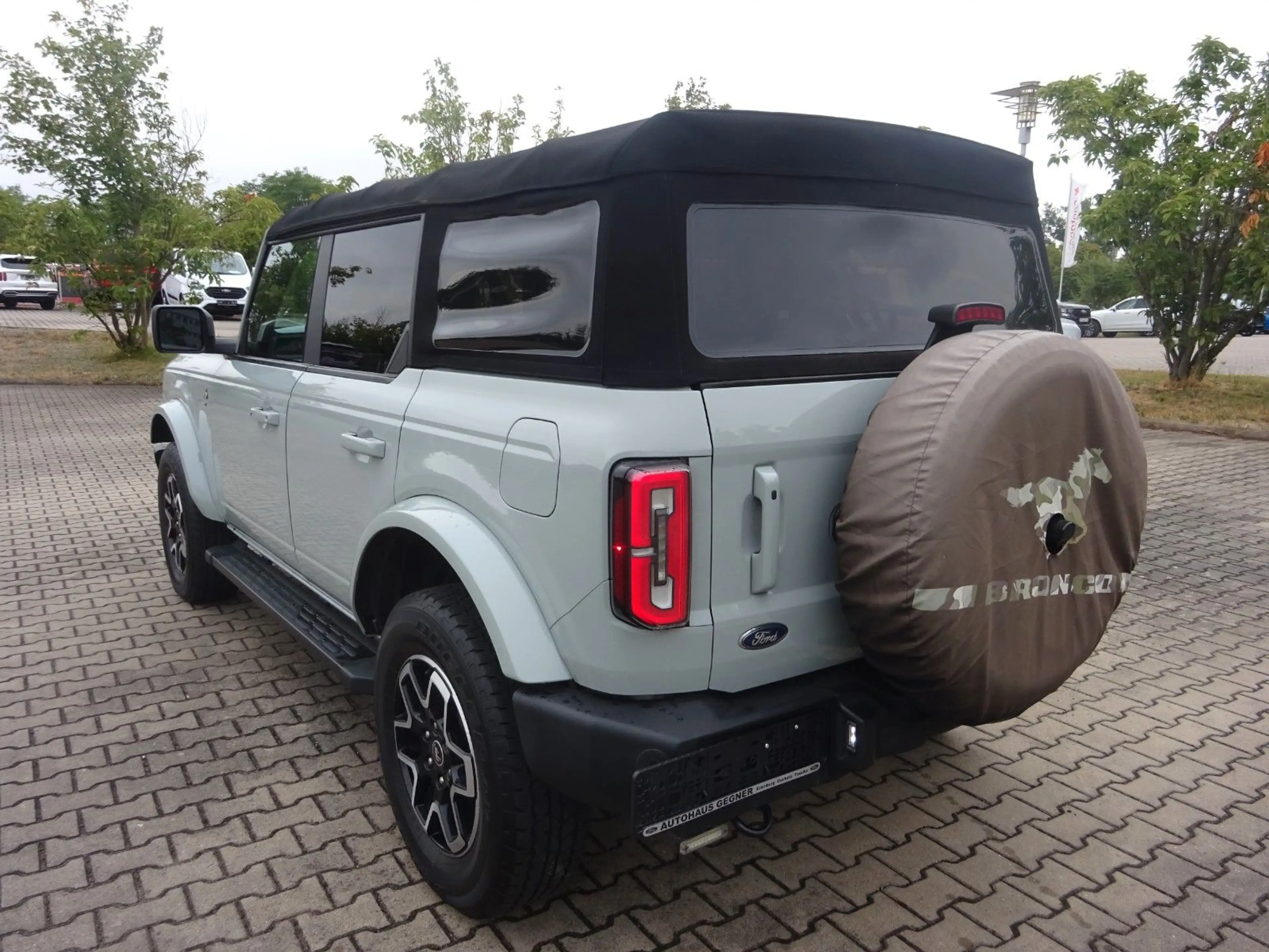 Ford Bronco 275PS Autm. Outer Banks Cabrio 4x4 — photo 4