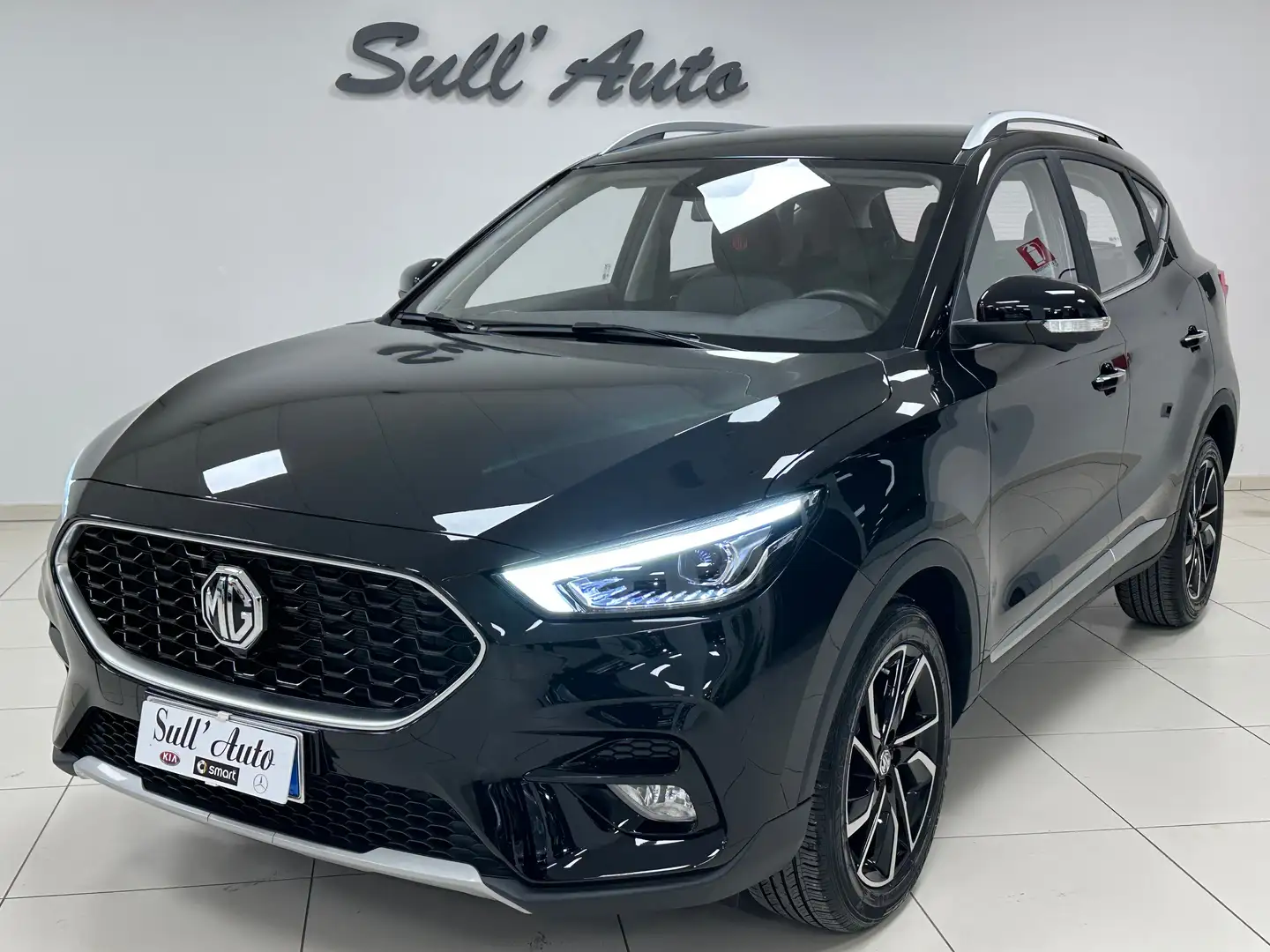 MG ZS 1.5 VTi-tech Luxury 106 Cv Aziendale Nero - 1
