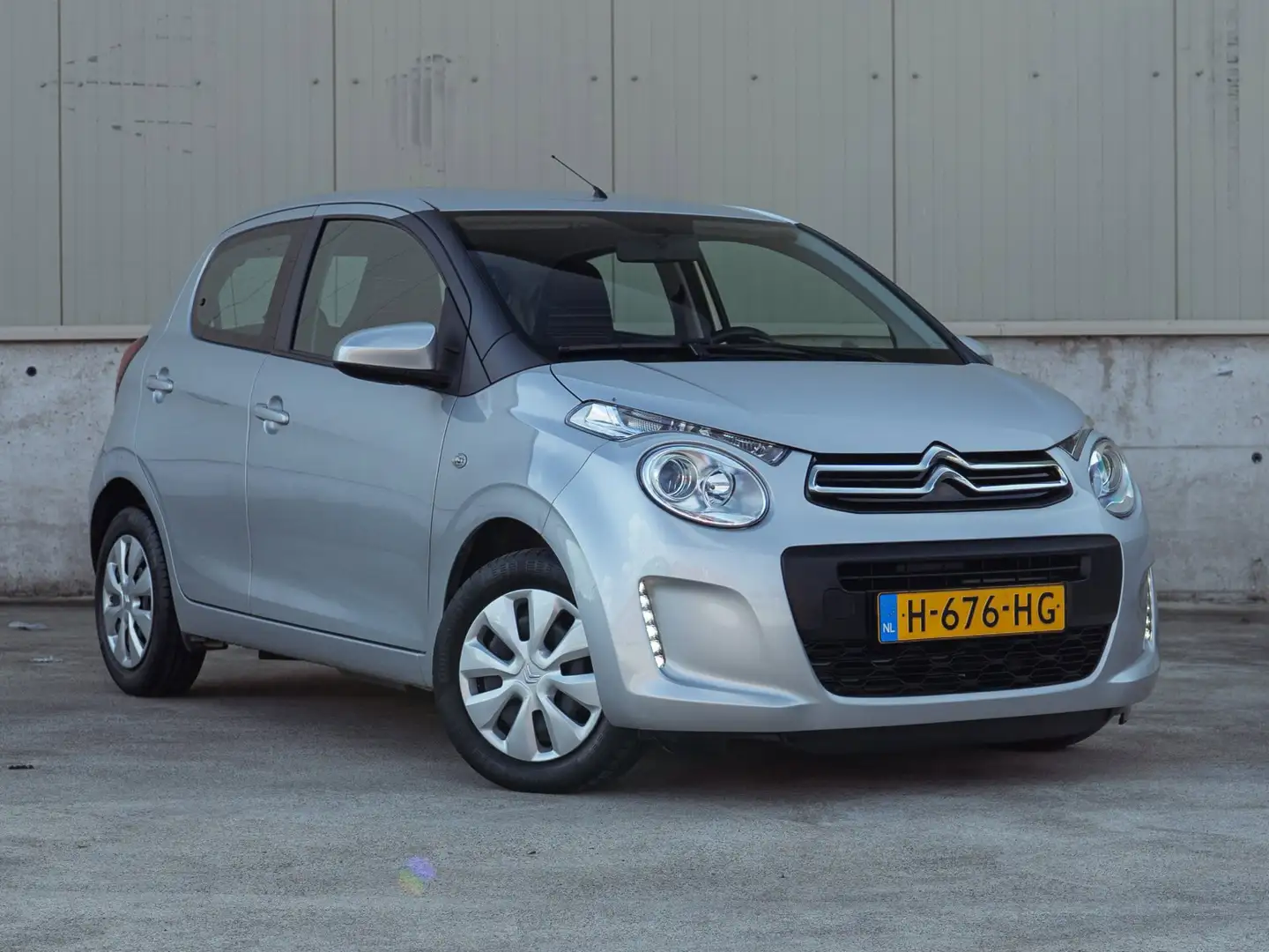 Citroen C1 1.0 VTi Feel 72 pk (2020) | 50.207 km | Airco | Ca Grau - 1