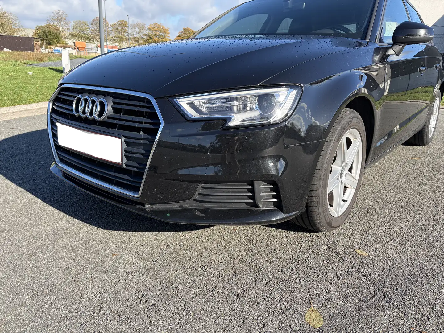 Audi A3 A3 Sportback 30 TFSI (EU6d-TEMP) Zwart - 2