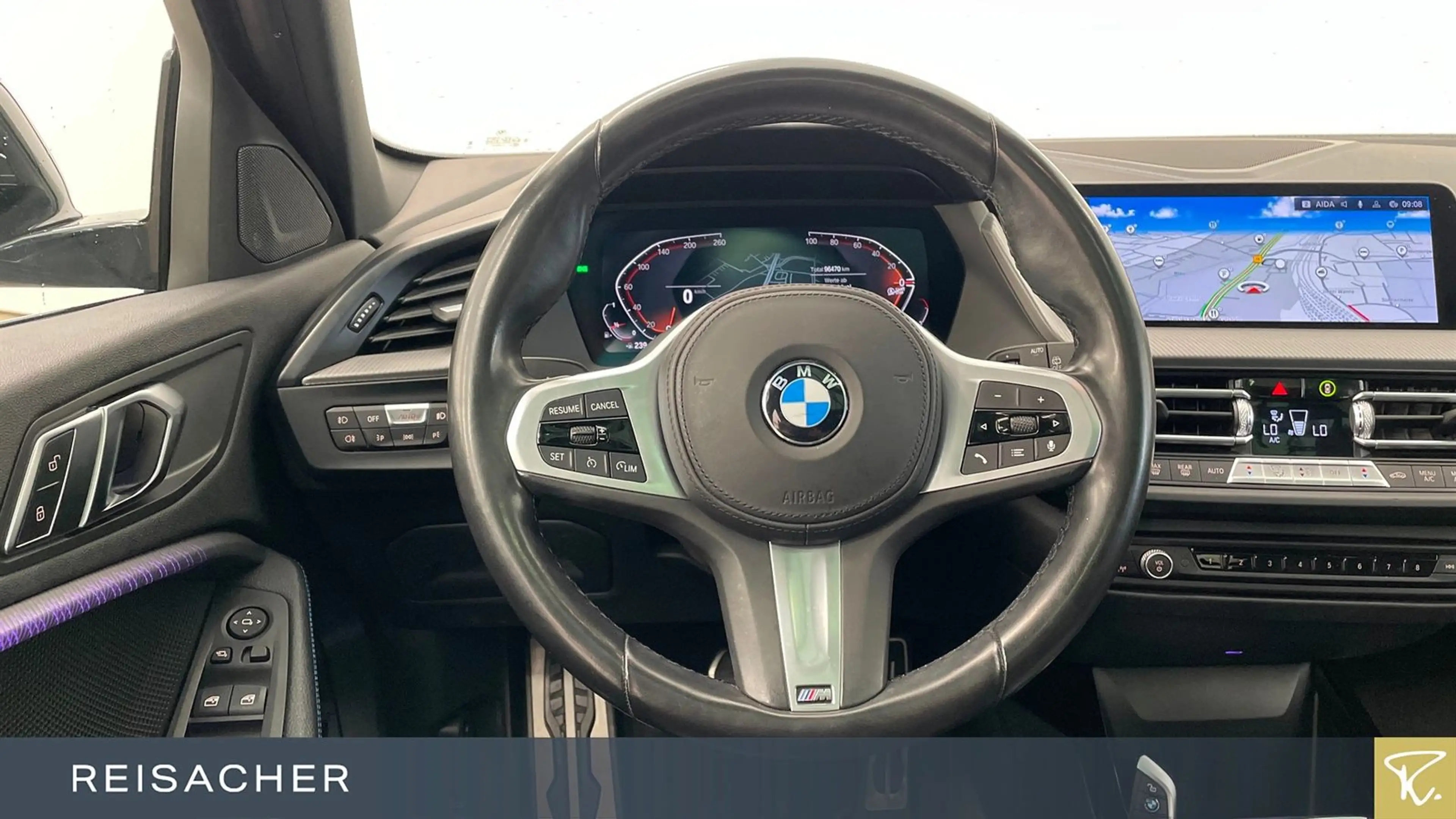 BMW 118 i A M-Sport,Pano,LCProf — photo 5