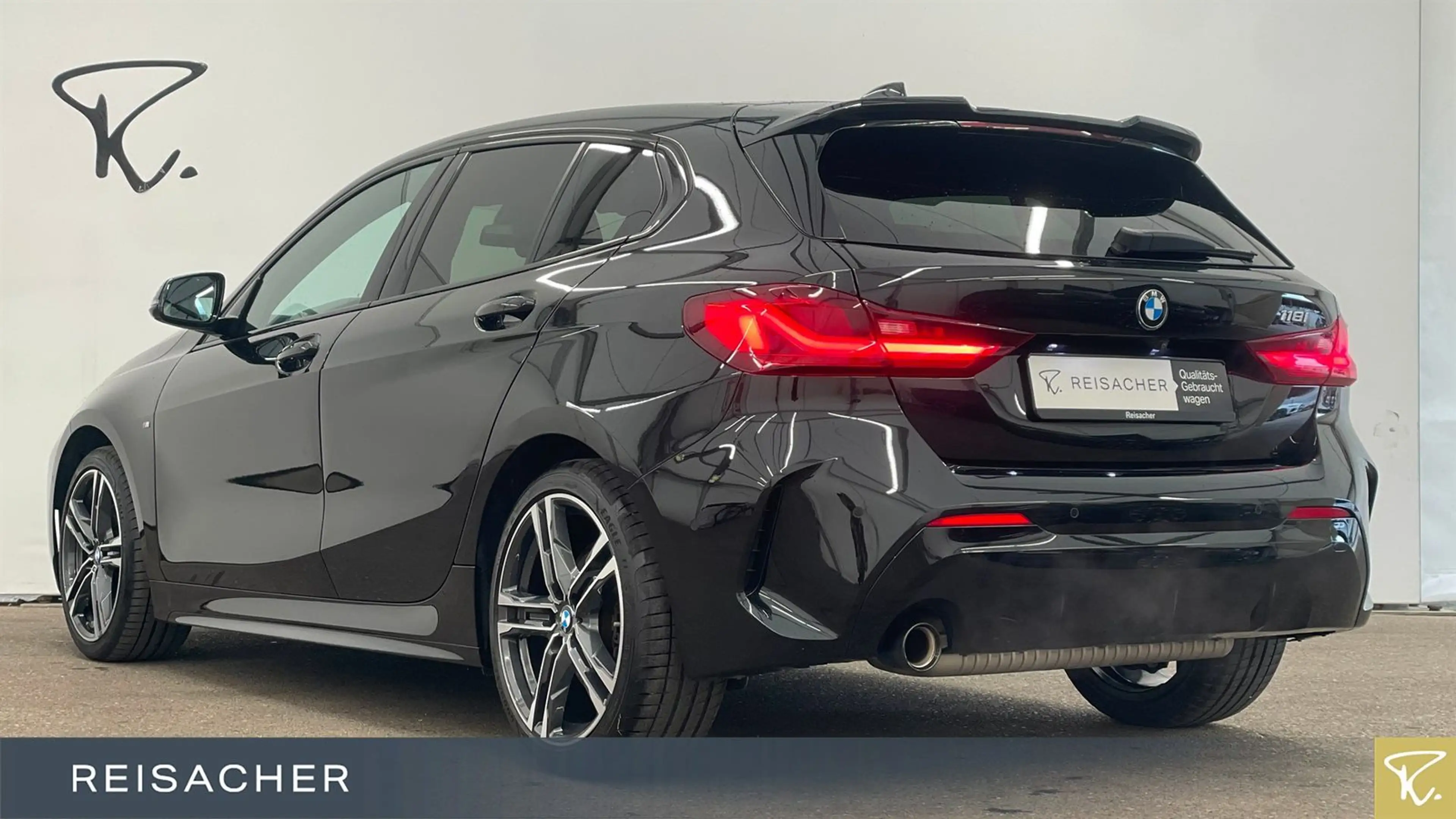 BMW 118 i A M-Sport,Pano,LCProf — photo 2