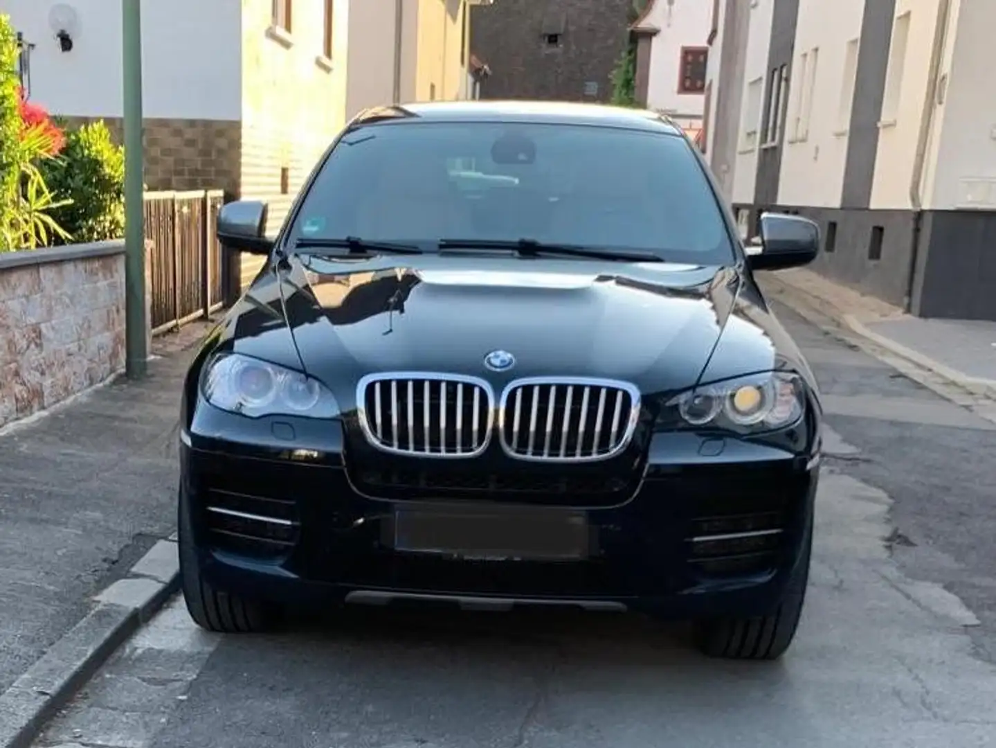 BMW X6 M X6 xDriveM50d Schwarz - 1