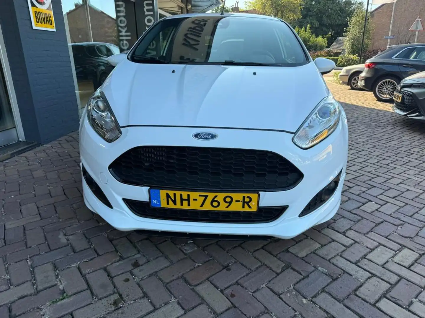 Ford Fiesta 1.0 EcoBoost ST Line Blanc - 2