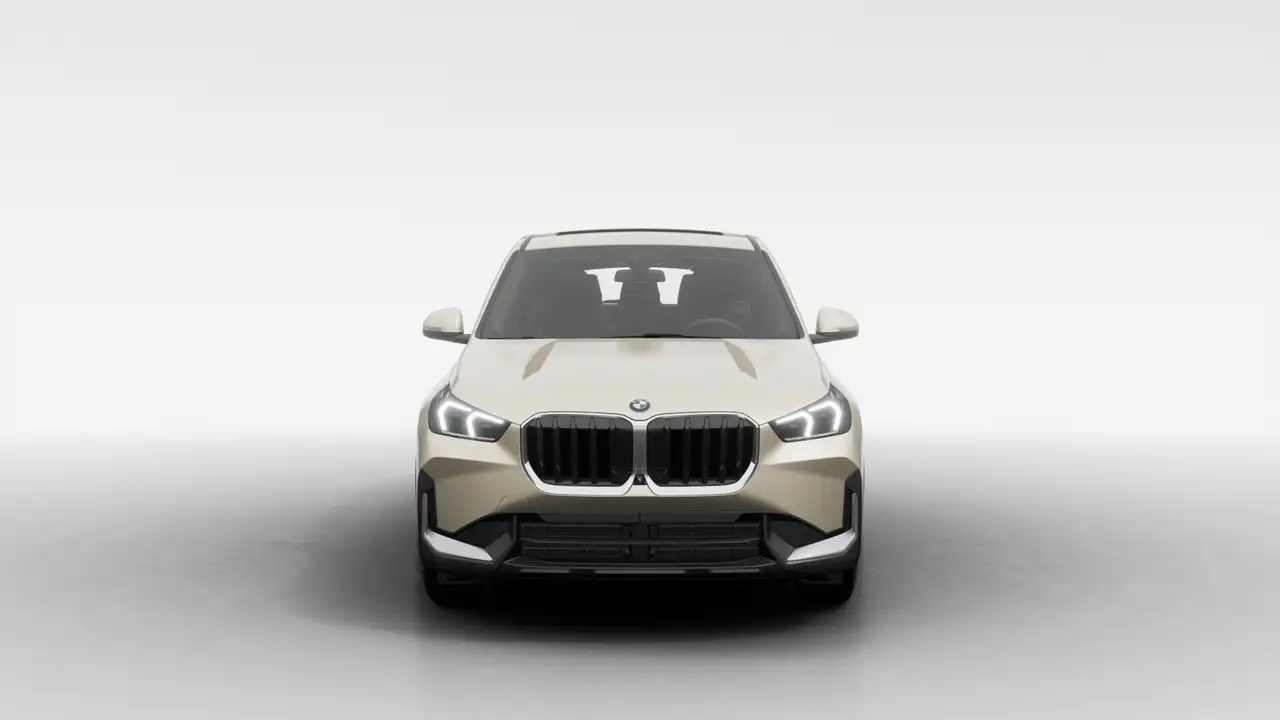 BMW X1 снимка BMW X1