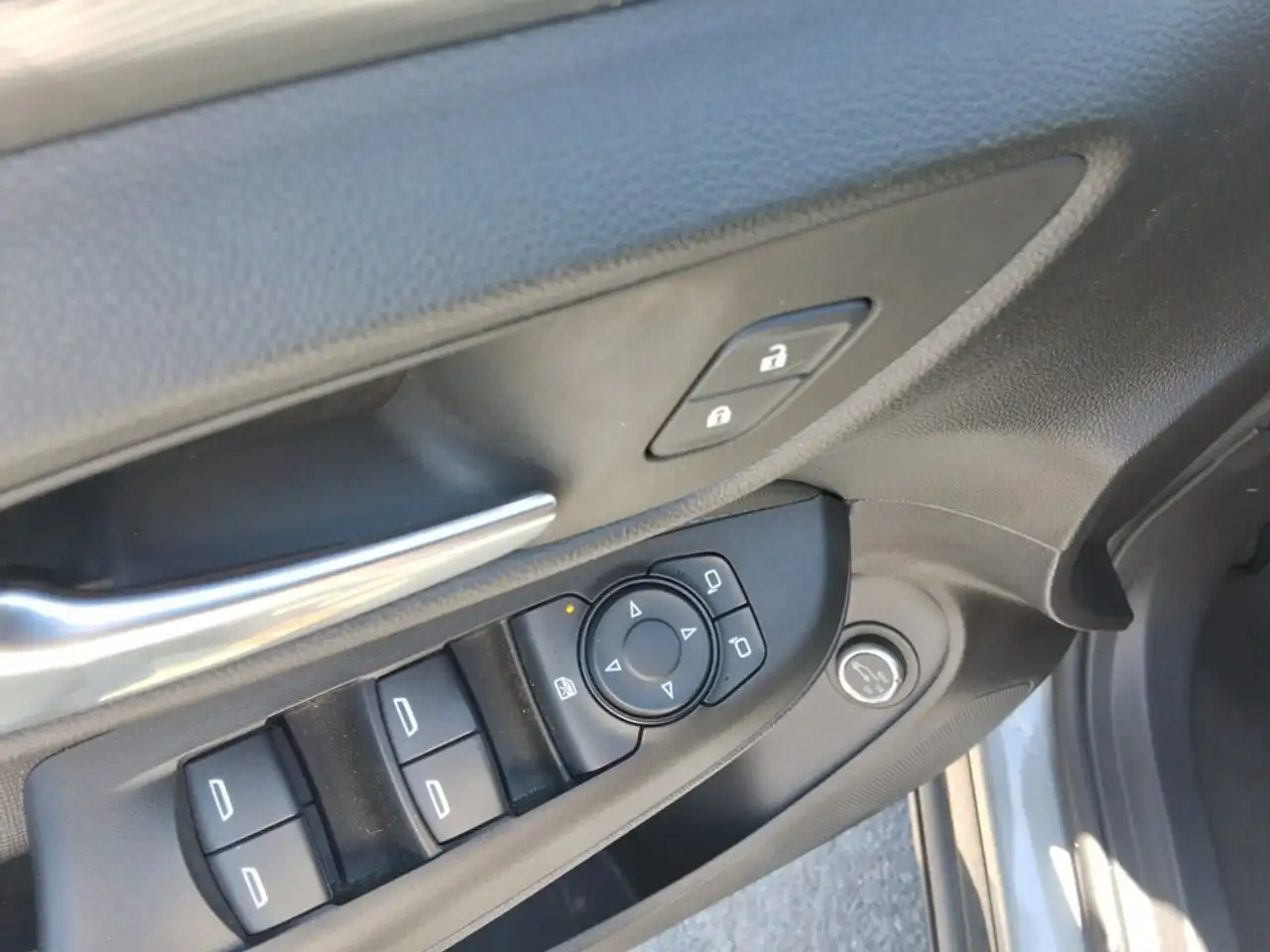 Buick Envista снимка Buick Envista