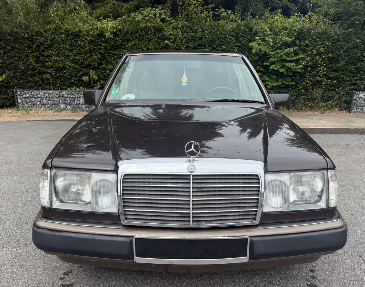 Mercedes-Benz 230 E,H-Kennzeichen,Automatik, KEIN ROST, TÜVneu!, foto 1