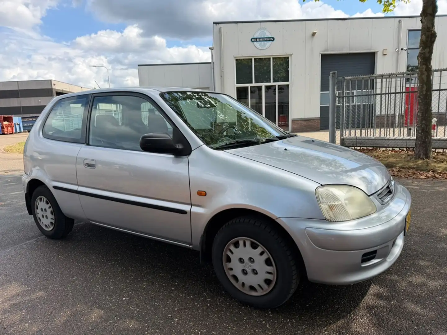 Honda Logo 1.3i CVT Grau - 2