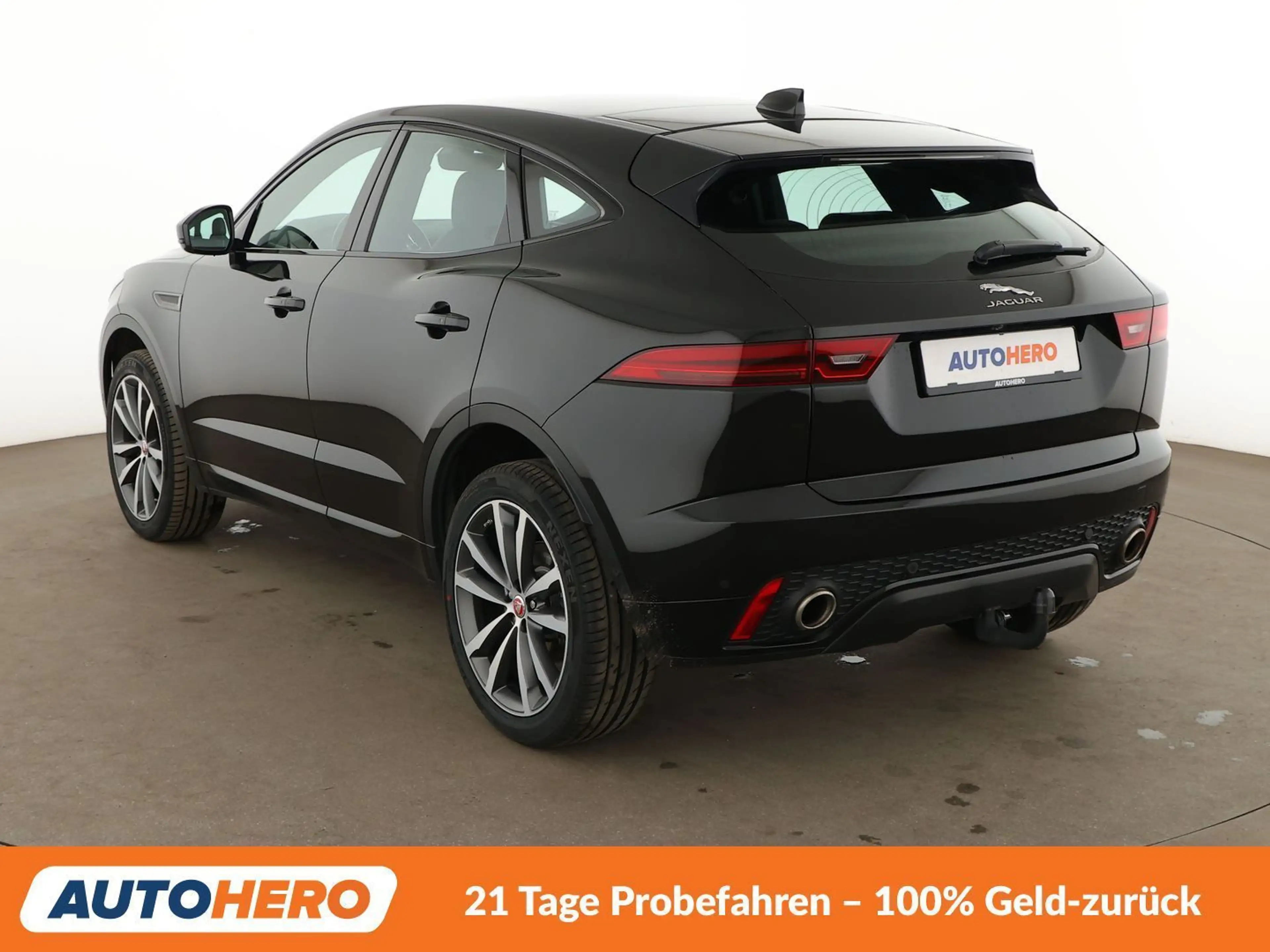Jaguar E-Pace D180 First Edition AWD Aut.*NAVI*LED*ACC*CAM*PDC* — photo 4