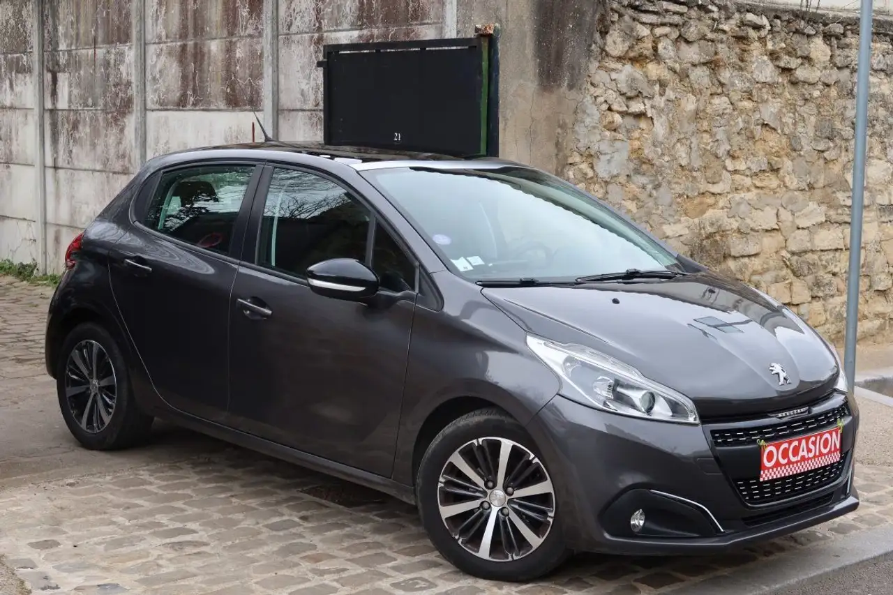 Peugeot 208 1.2 PureTech 82ch Allure 5p