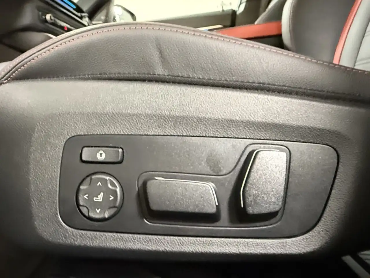 BMW 4 Series снимка BMW 4 Series