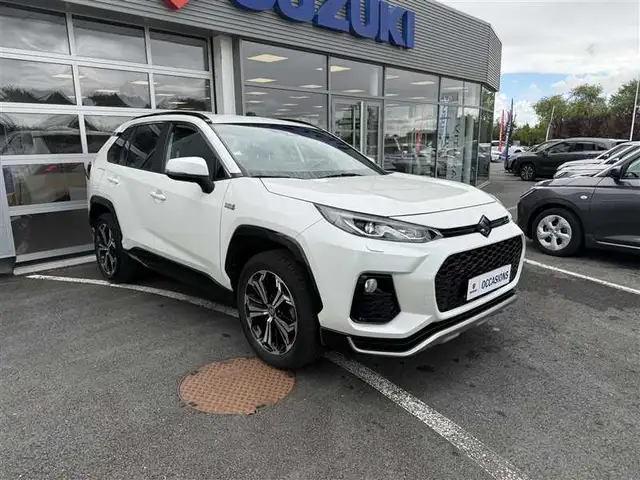 Suzuki Across 2.5 HYBRID RECHARGEABLE 1 ERE EDITION