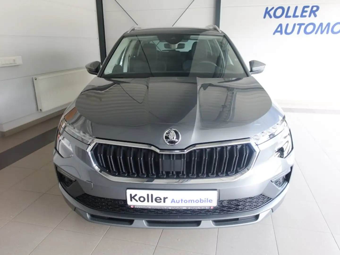 Skoda Kamiq 1.5 TSI DSG Selection Grau - 2