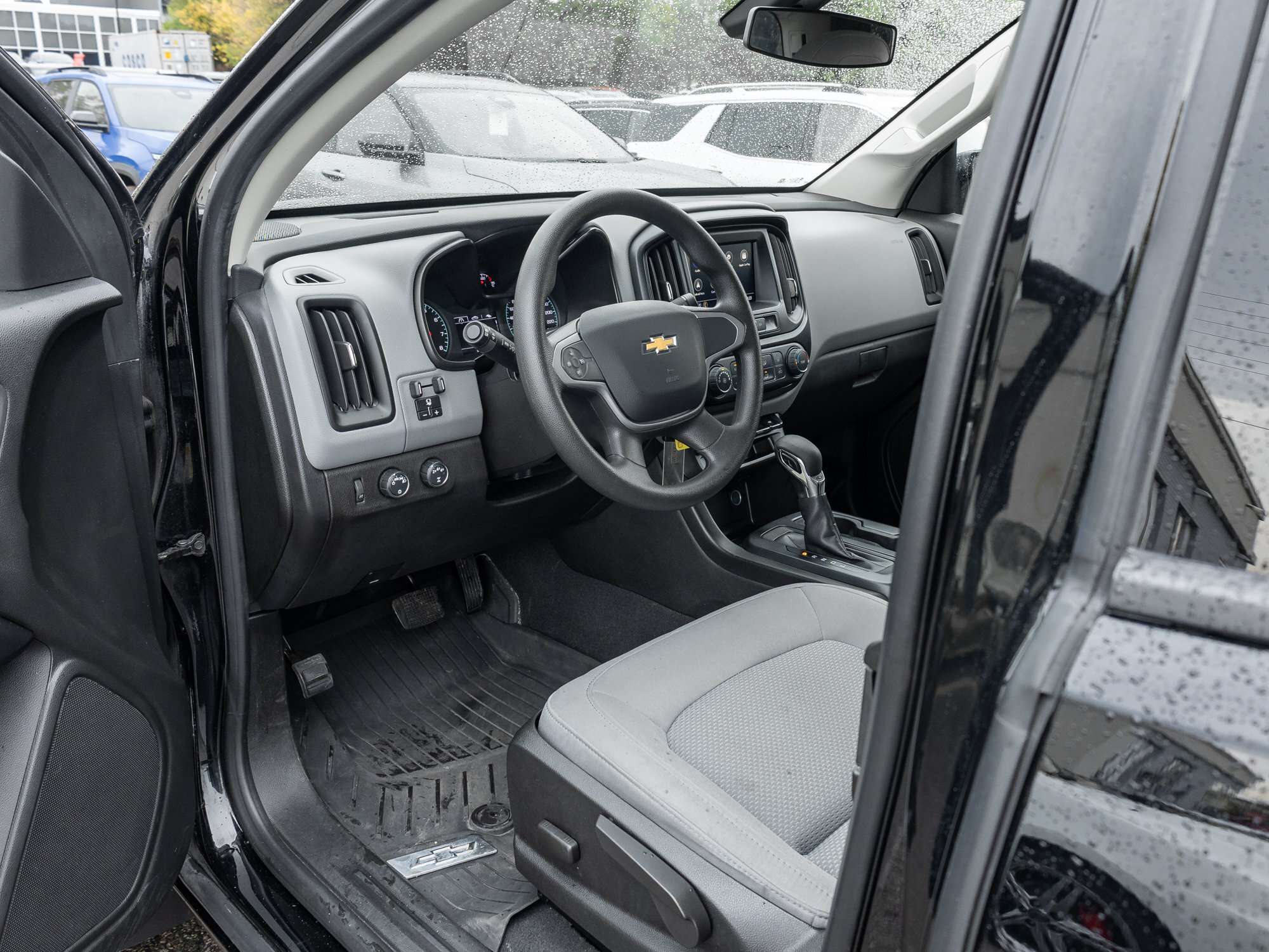 used 2022 Chevrolet Colorado car, priced at $27,995