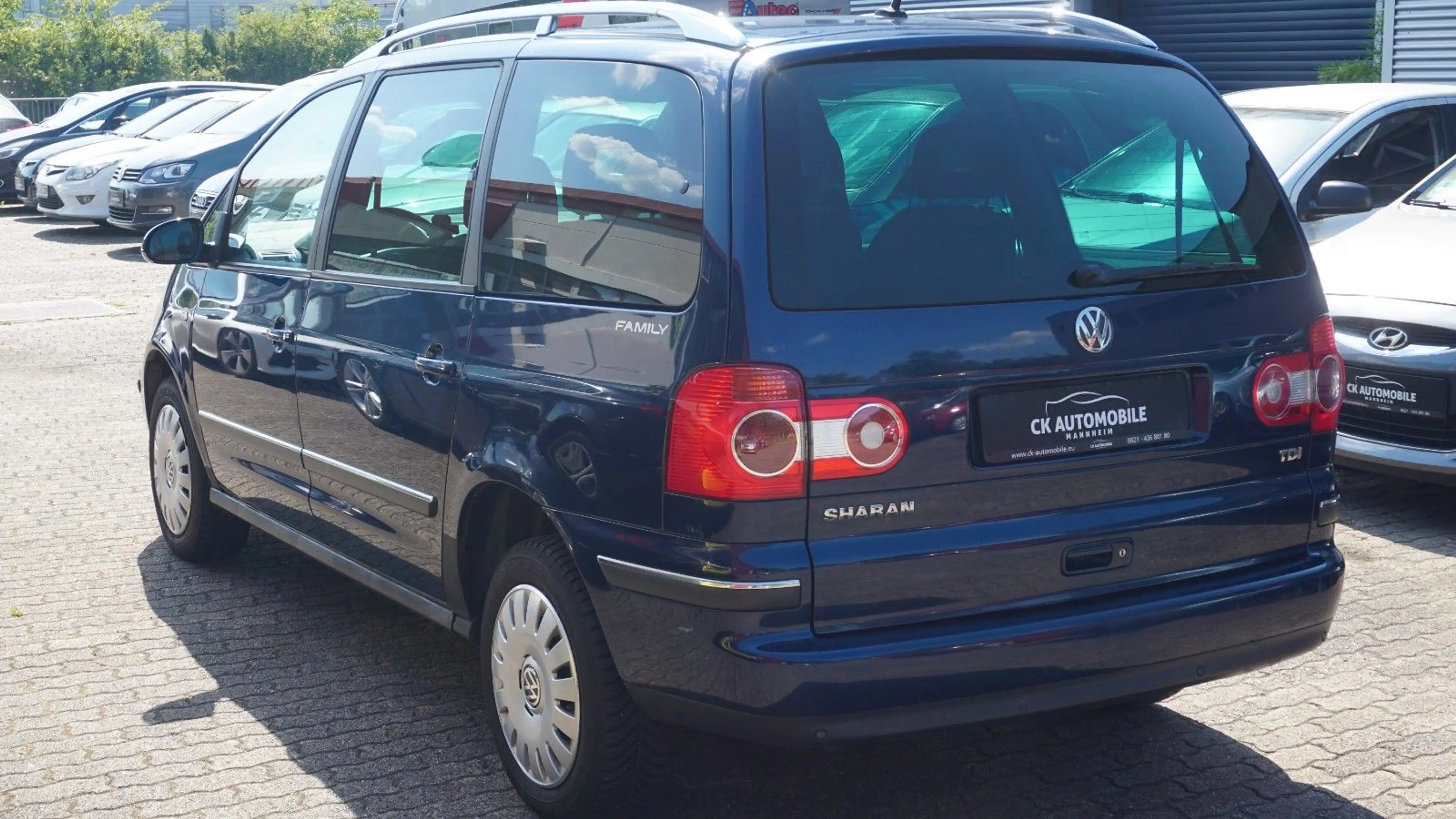 Volkswagen Sharan 1.9TDI Trendline AUTOMATIK*NAVI*SHZ*PDC!! — photo 6