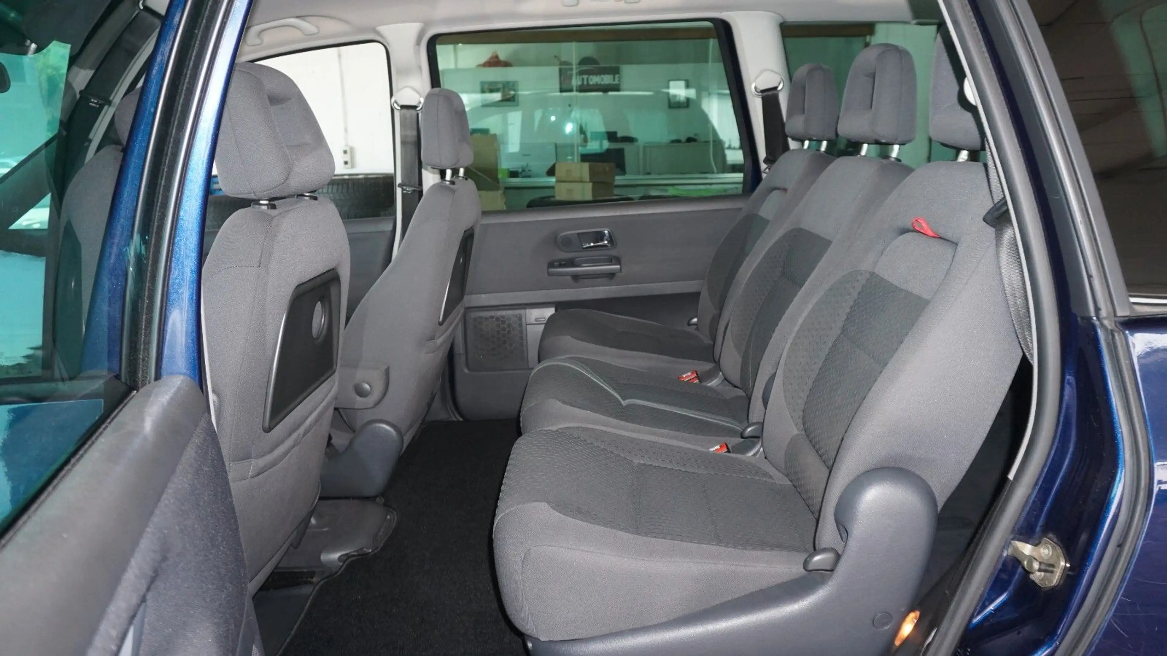 Volkswagen Sharan 1.9TDI Trendline AUTOMATIK*NAVI*SHZ*PDC!! — photo 9